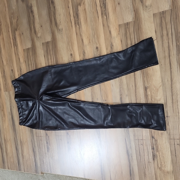 PRETTY LITTLE THINGS Black Faux Leather High Waisted Split Hem Leggings - Picture 5 of 14